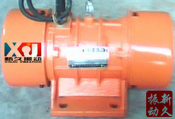 振動電機(jī) 振動電機(jī)