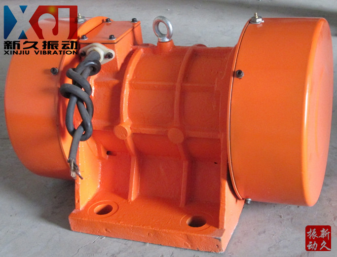 振動(dòng)電機(jī) 振動(dòng)電機(jī)