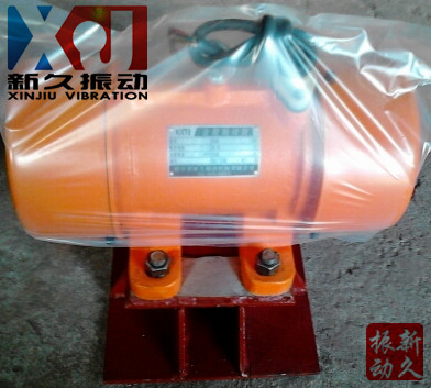 �}(c��ng)�����(d��ng)��