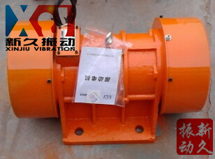 振動電機(jī) 振動電機(jī)